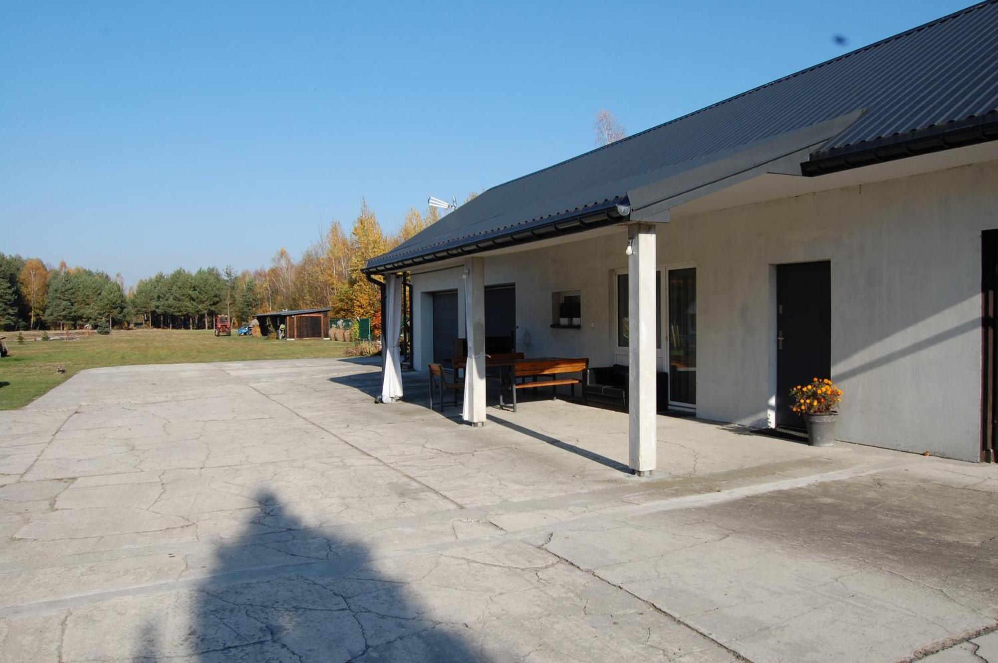Villa Letnia Oaza "Forsycja" à Sobienie Jeziory Extérieur photo